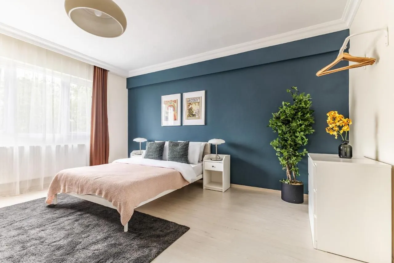 דירות איסטמבול Chic Sea View Flat On Bagdat Avenue In Bostanci